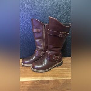 Patagonia Brown Thatcher Boots